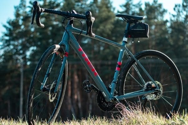 what we look for in gravel bikes under $1500