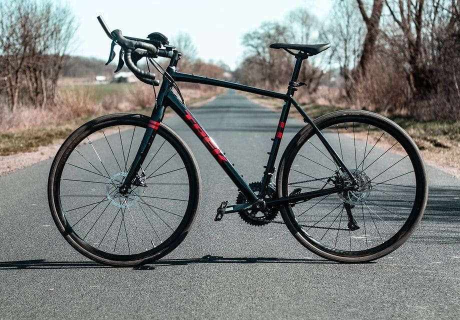 Gravel Bike Frame Geometry and longer wheelbase
